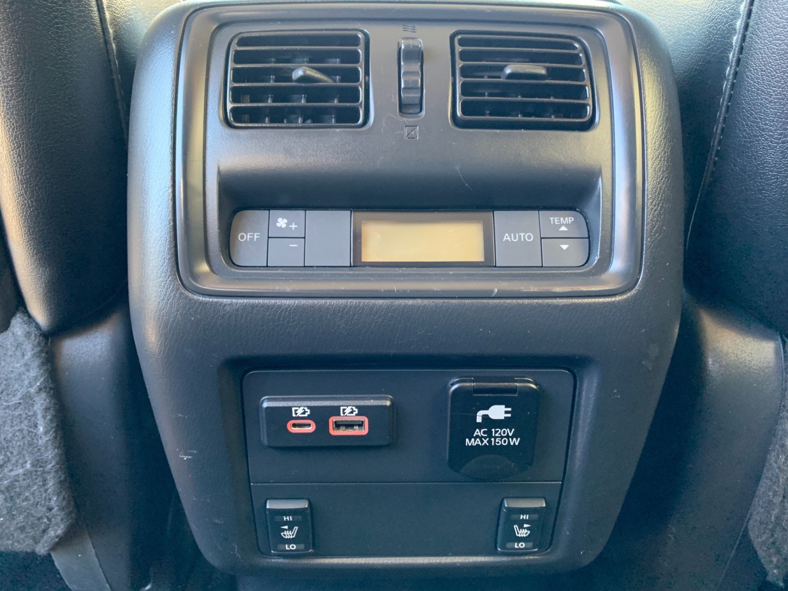 Used 2020 Nissan Pathfinder SL AWD/4WD image 33