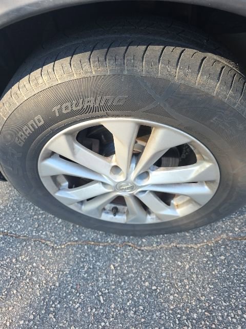 Used 2014 Nissan Rogue SV image 9