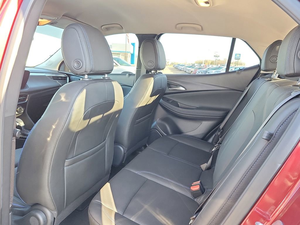 Used 2025 Buick Encore GX Sport Touring image 7