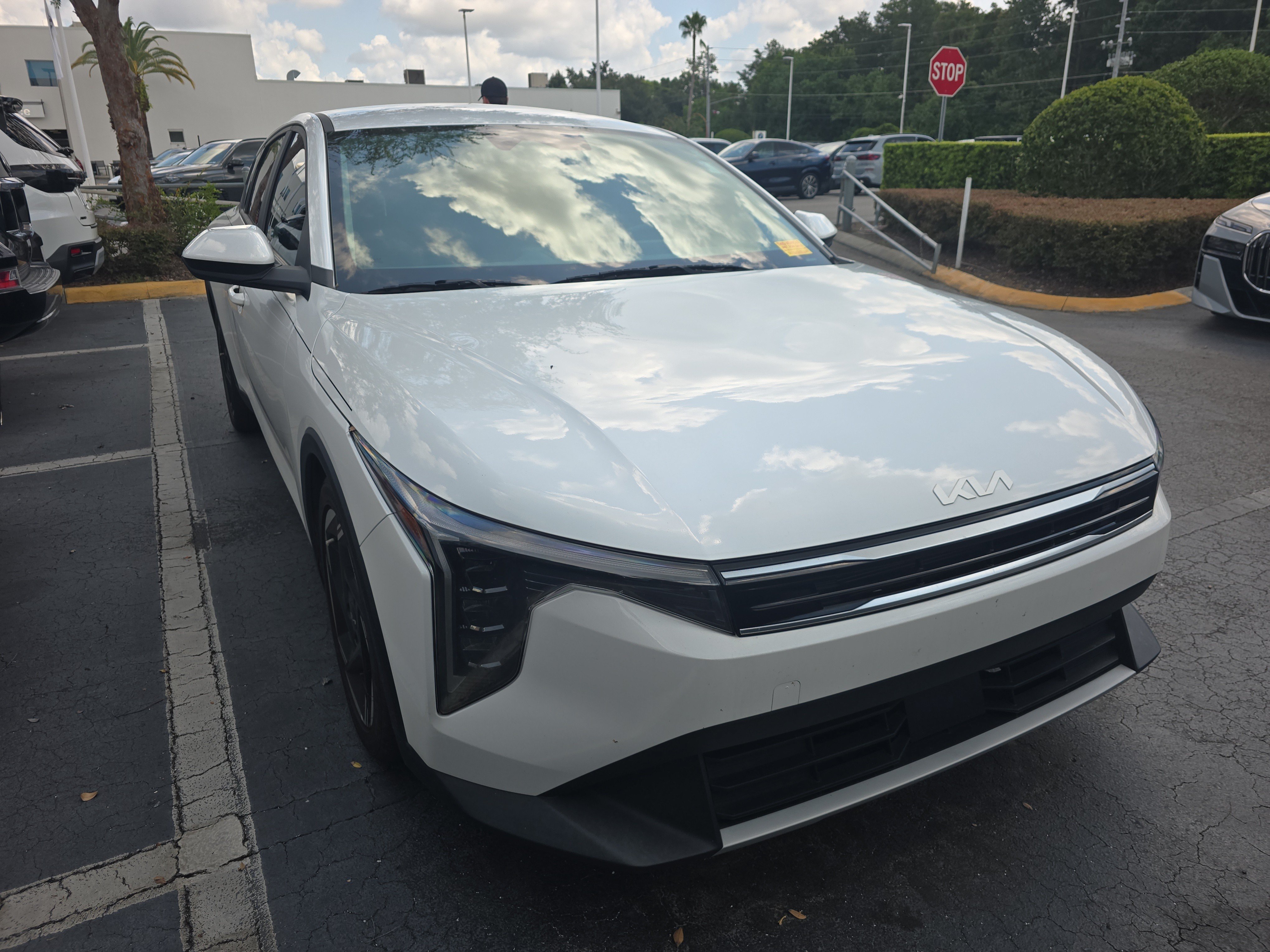 Used 2025 Kia K4 EX FWD image 1
