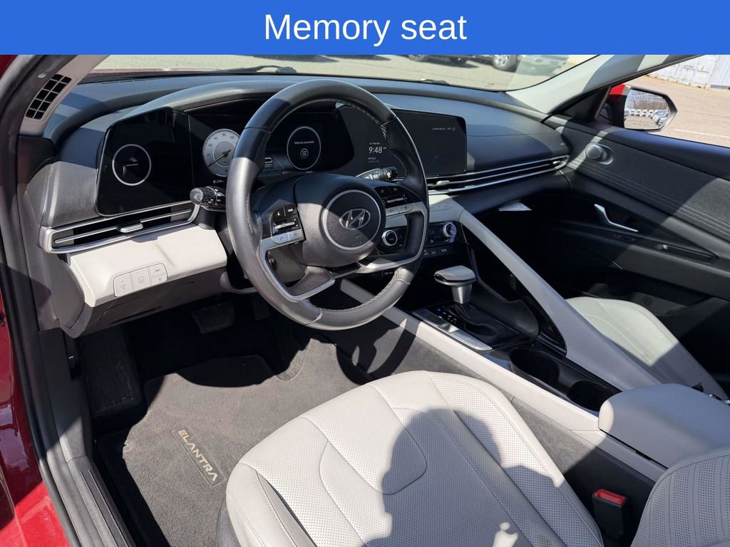 Used 2023 Hyundai Elantra Limited FWD image 18