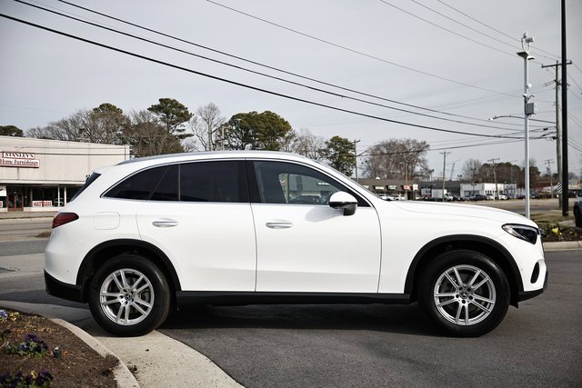 Used 2023 Mercedes-Benz GLC 300 GLC 300 image 8