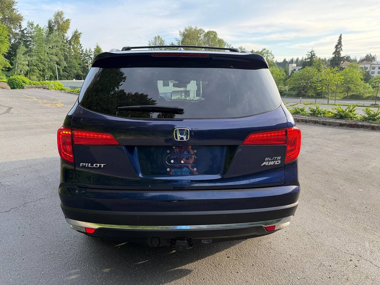 Used 2016 Honda Pilot Elite image 11