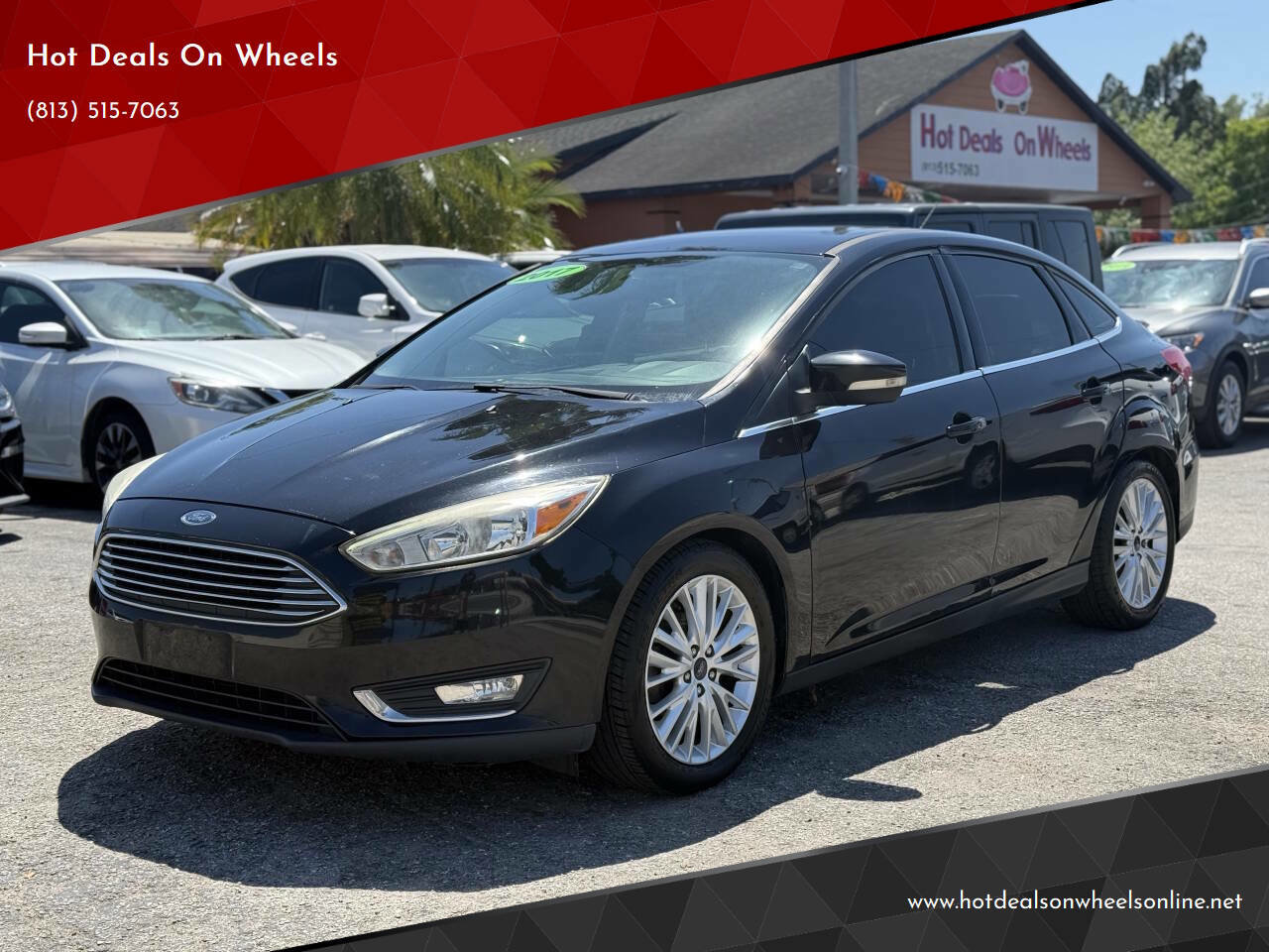 Used 2017 Ford Focus Titanium FWD image 1