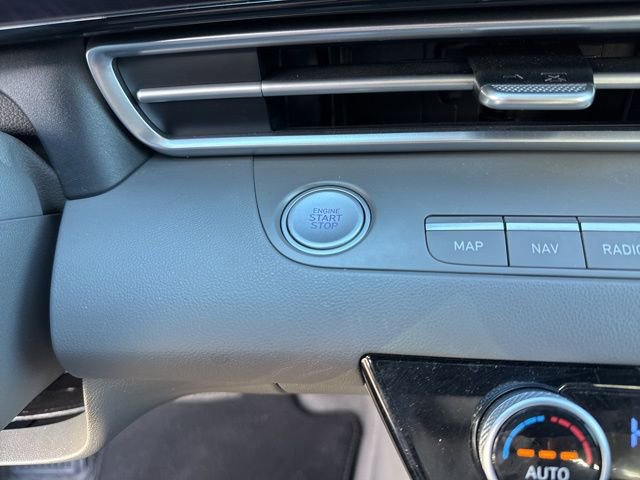 Certified 2023 Hyundai Elantra SEL w/ Convenience Package image 39