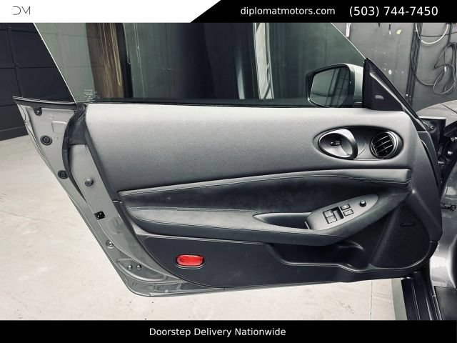 Used 2024 Nissan Z Performance w/ Floor Mat Package RWD image 21