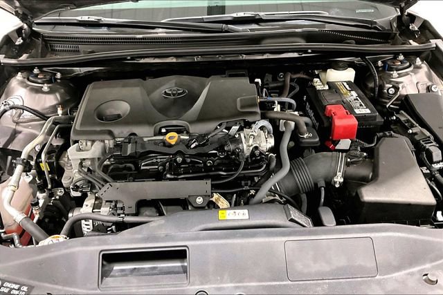 Used 2024 Toyota Camry SE image 30
