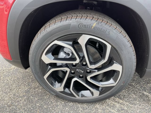 New 2026 Chevrolet Trax RS w/ Sunroof Package FWD image 10
