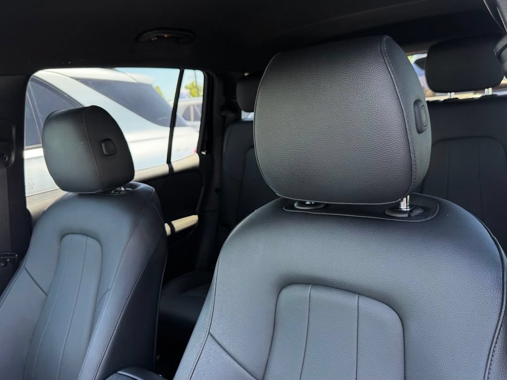 Used 2024 Mercedes-Benz EQB 300 4MATIC image 17