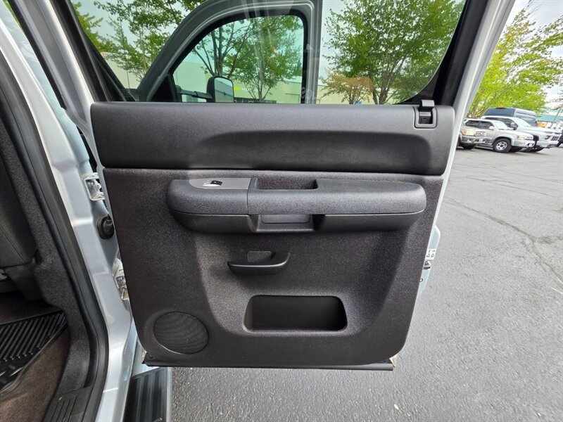 Used 2013 Chevrolet Silverado 3500 LT w/ Interior Plus Package AWD/4WD image 46