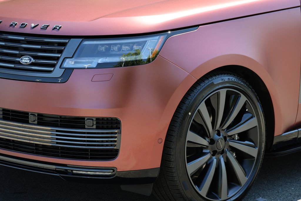 New 2026 Land Rover Range Rover SV AWD/4WD image 3