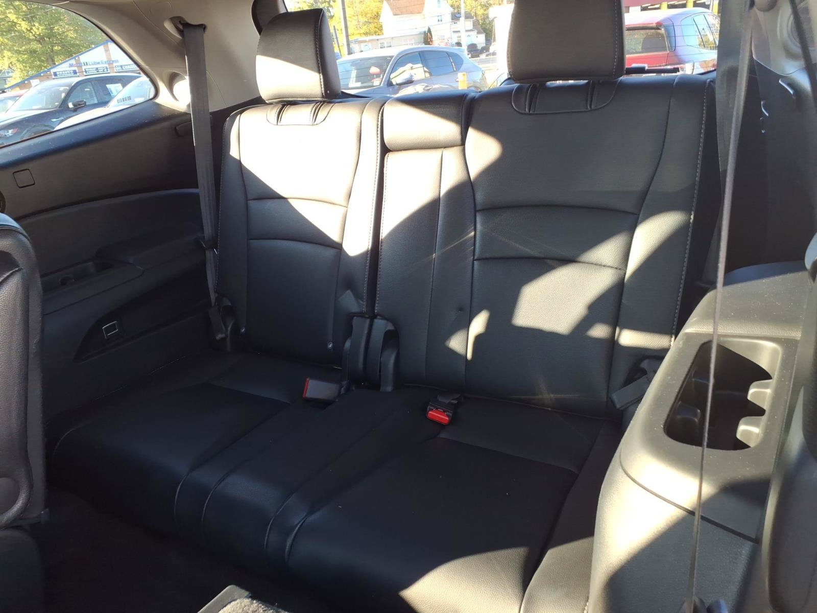 Certified 2021 Honda Pilot Touring image 18