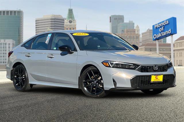 Used 2025 Honda Civic Sport image 2