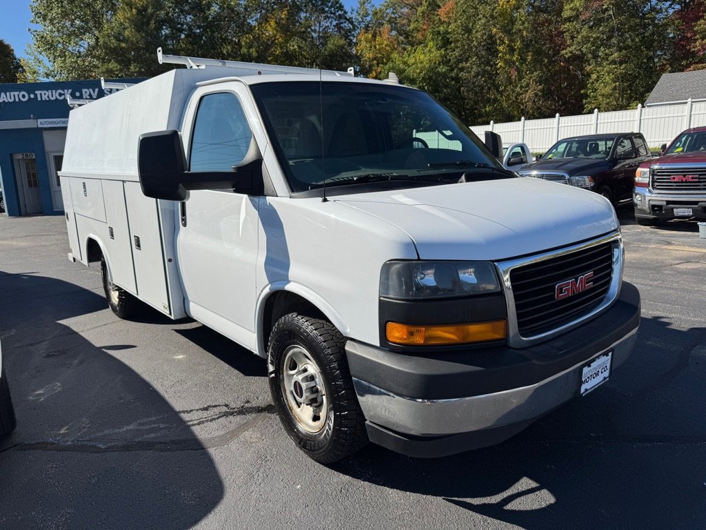 Used 2019 GMC Savana 3500 w/ Power Convenience Package image 8