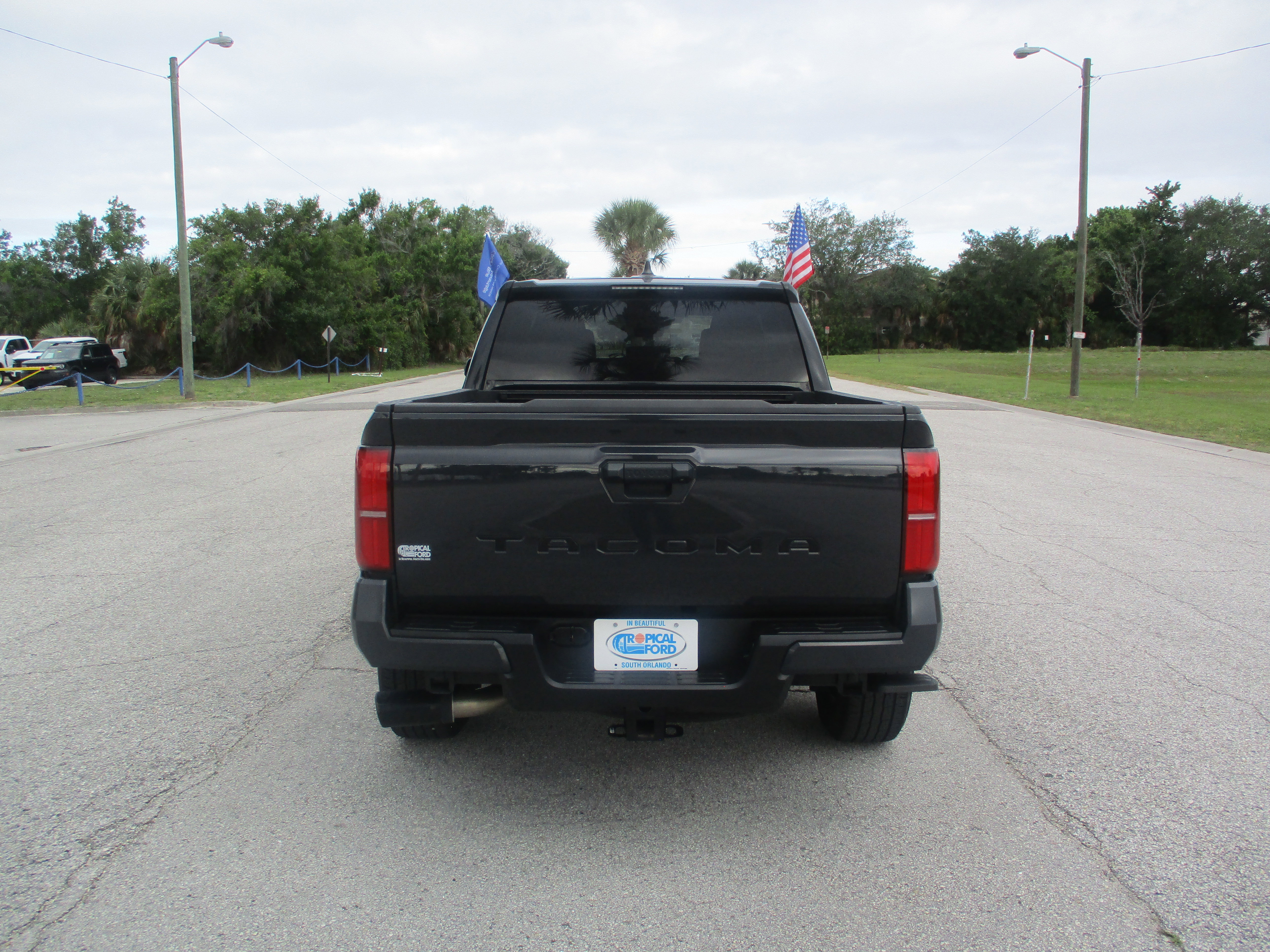 Used 2024 Toyota Tacoma TRD Sport RWD image 6