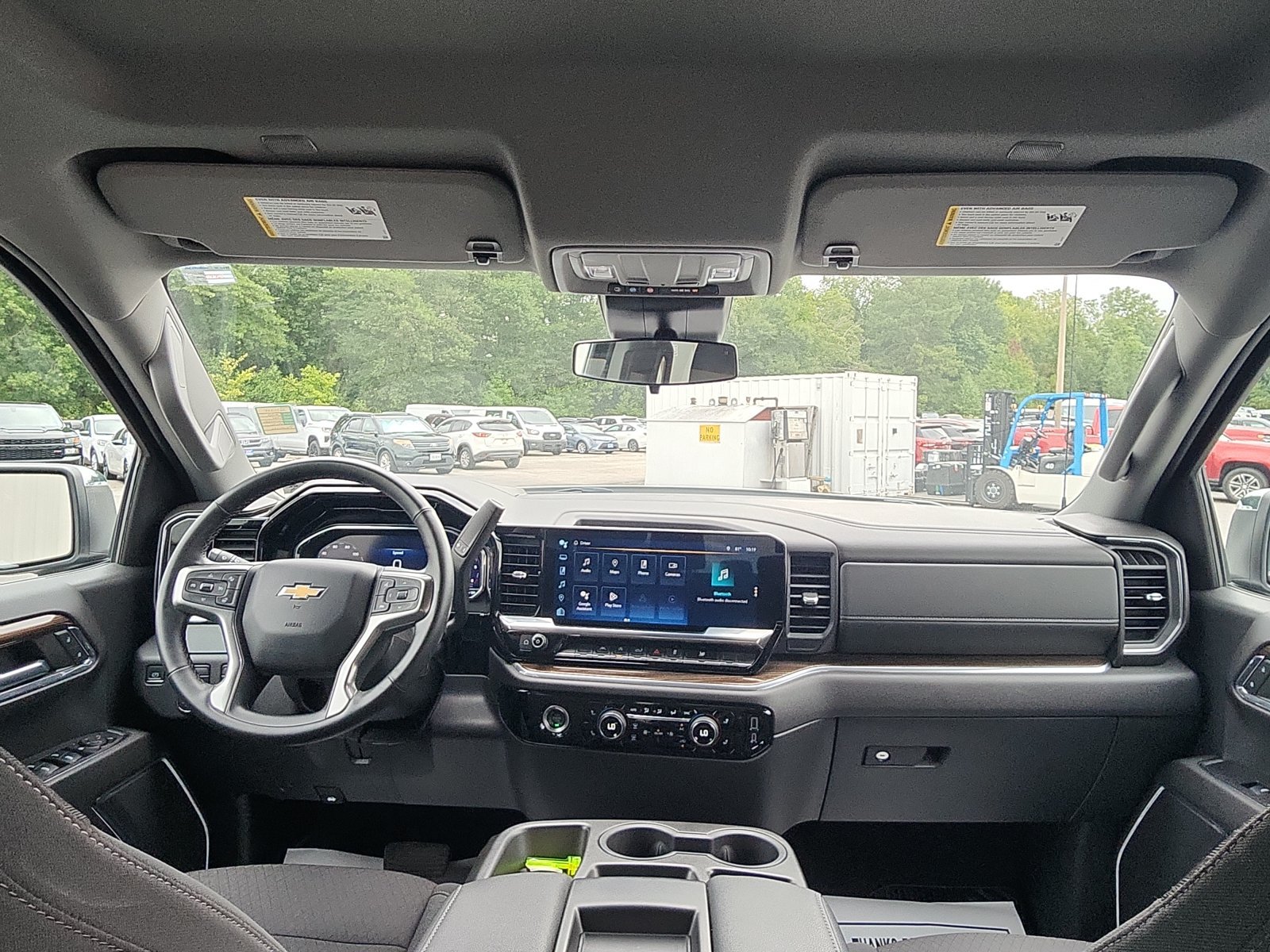 Used 2023 Chevrolet Silverado 1500 LT AWD/4WD image 24