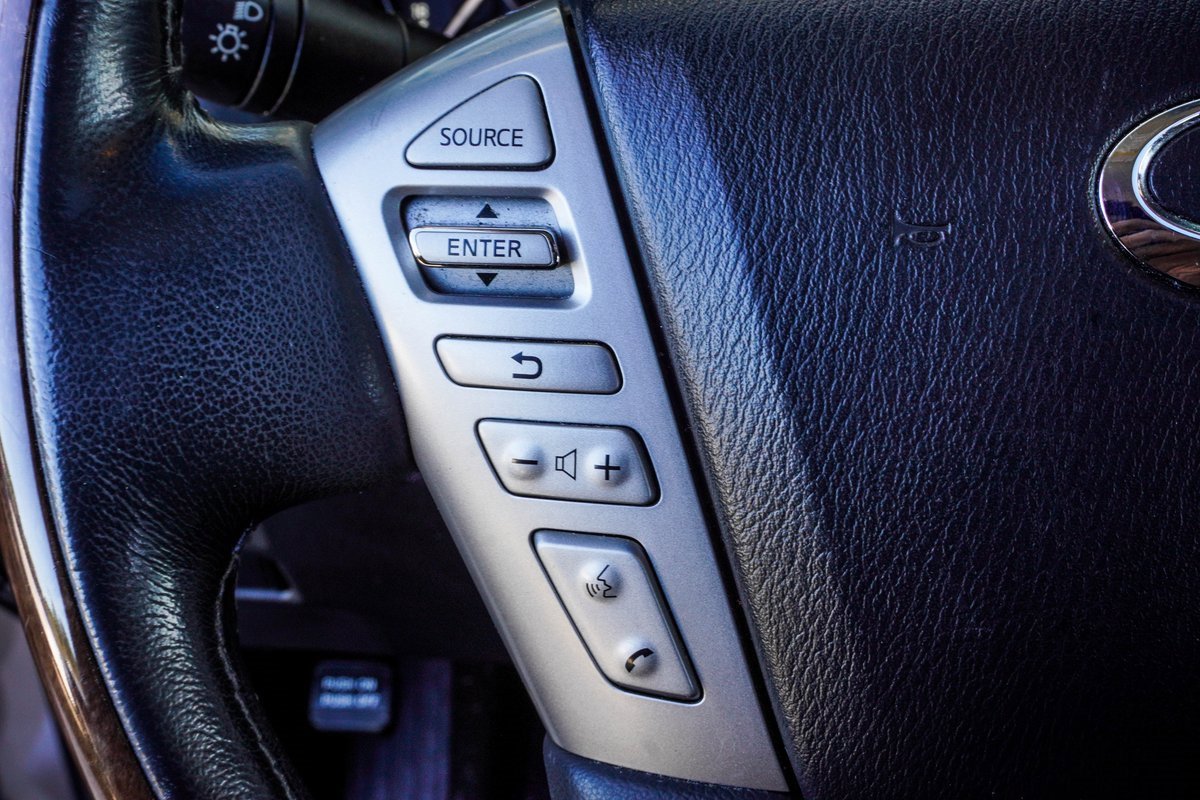 Used 2017 INFINITI QX80 2WD image 26