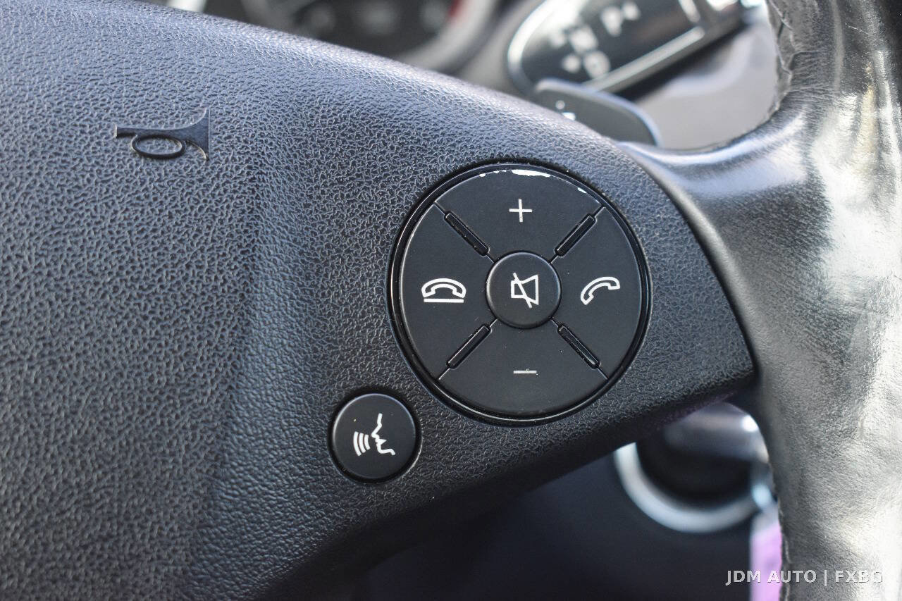 Used 2010 Mercedes-Benz E 350 Sedan image 22