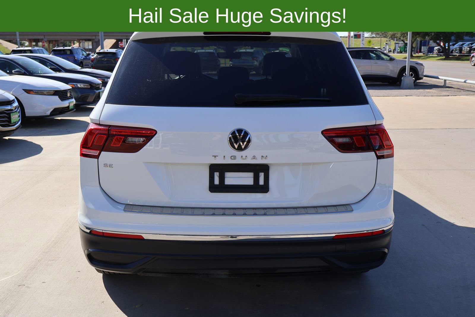 Used 2024 Volkswagen Tiguan SE FWD image 7
