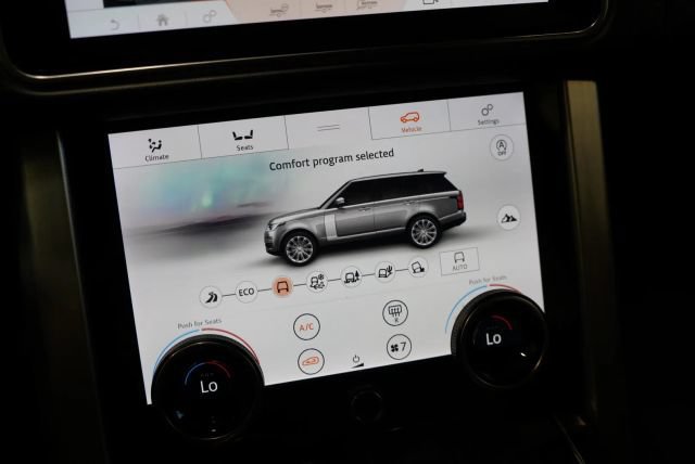 Used 2021 Land Rover Range Rover Autobiography AWD/4WD image 17