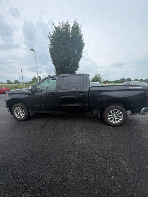 Used 2026 Chevrolet Silverado 1500 LT AWD/4WD image 11