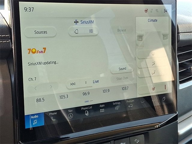 Used 2024 Ford Expedition XLT image 13