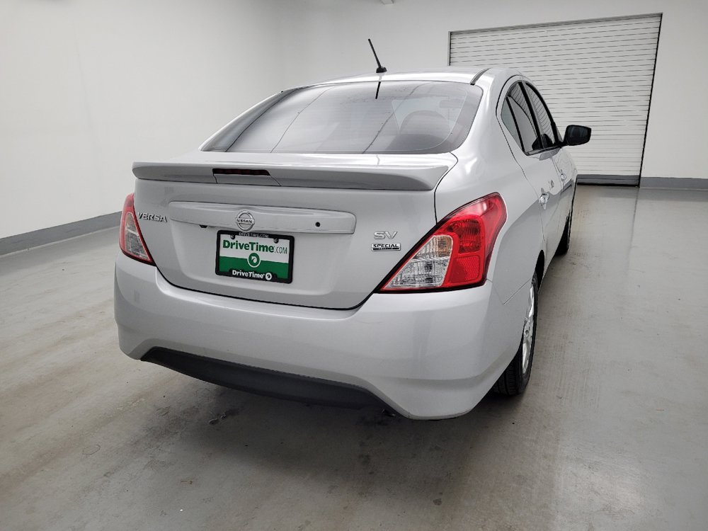 Used 2018 Nissan Versa SV w/ SV Special Edition FWD image 7