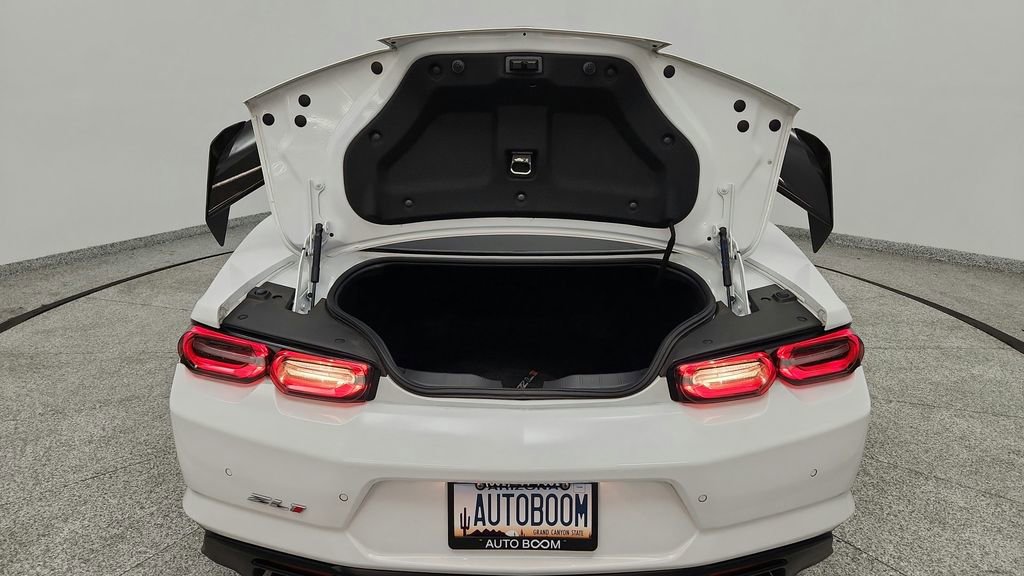 Used 2021 Chevrolet Camaro ZL1 image 26