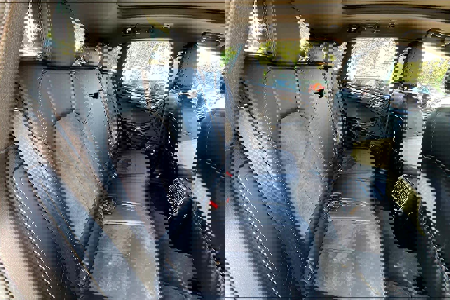 Used 2021 Porsche Macan image 35