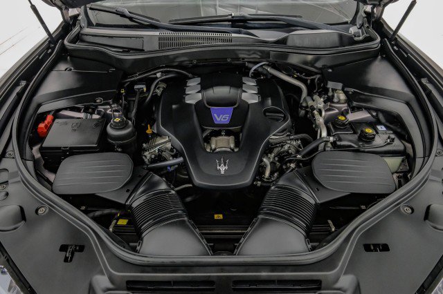 Used 2017 Maserati Levante S image 56