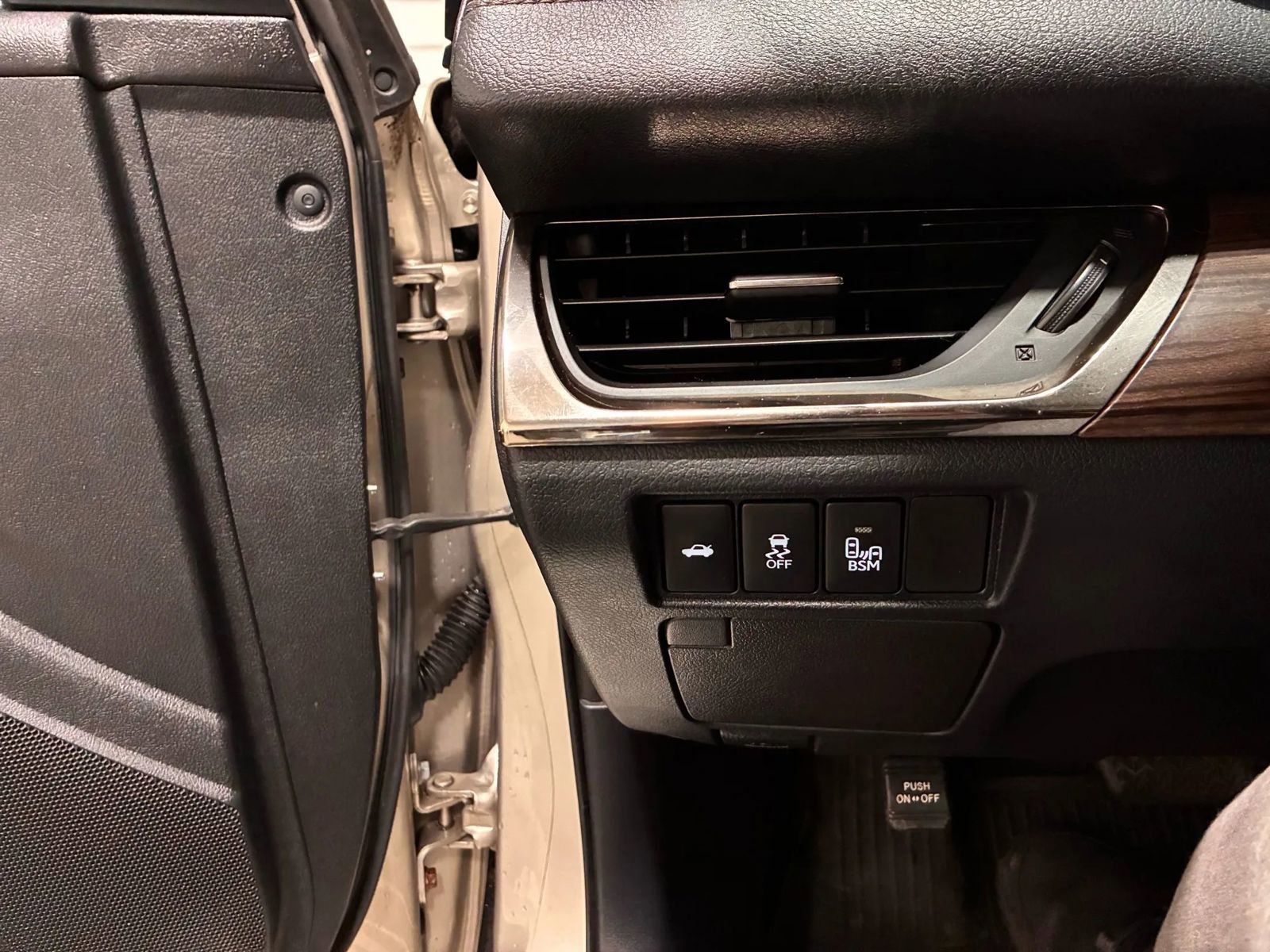 Used 2014 Toyota Avalon XLE Touring image 57