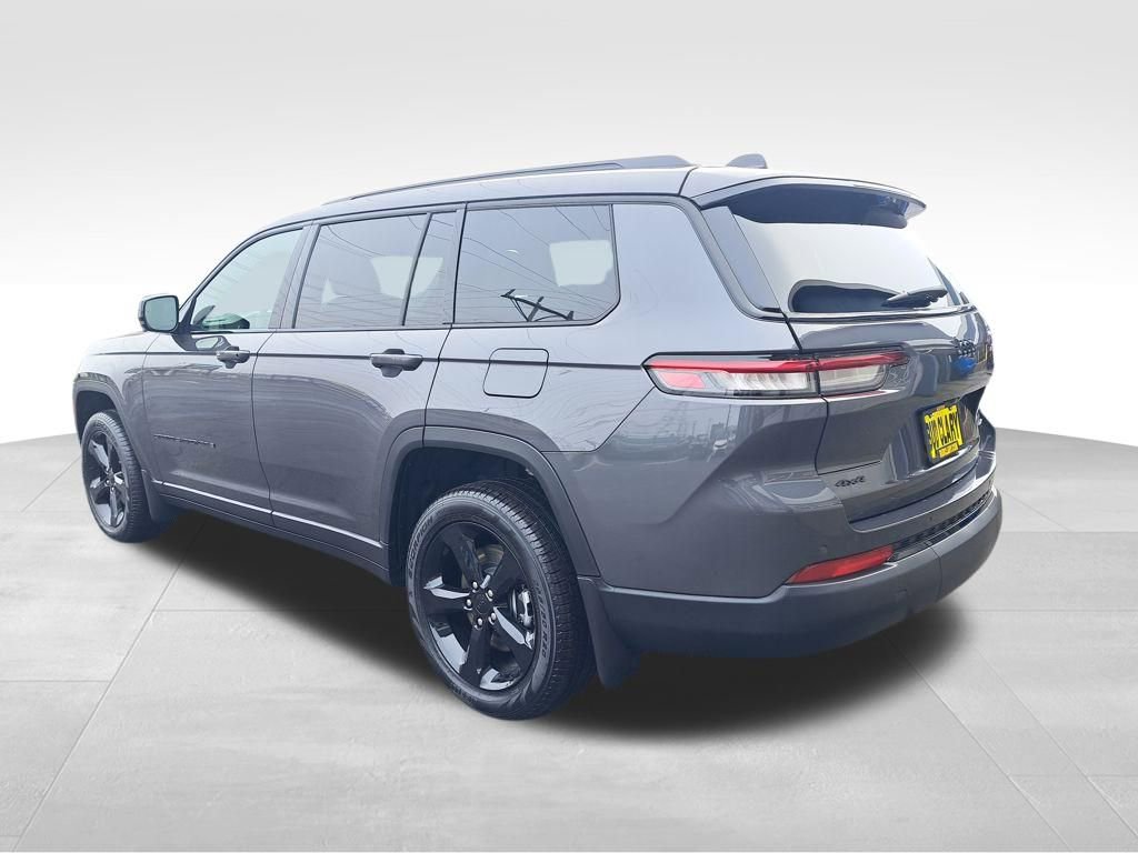 New 2025 Jeep Grand Cherokee L Limited w/ Luxury Tech Group II image 3