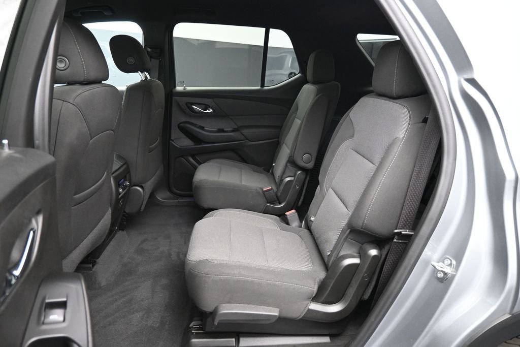 Used 2023 Chevrolet Traverse LT AWD/4WD image 21