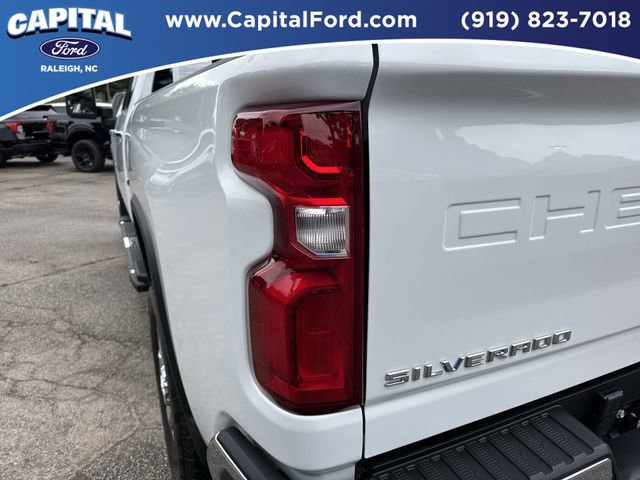 Used 2021 Chevrolet Silverado 2500 LTZ w/ LTZ Plus Package image 15