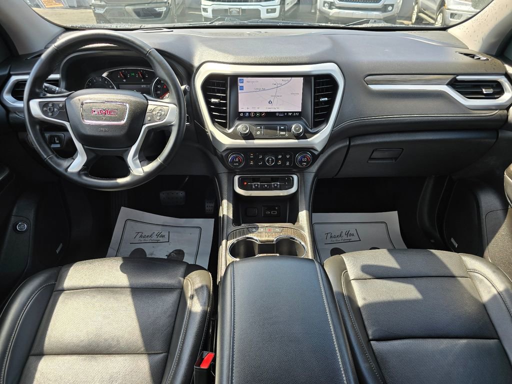 Used 2023 GMC Acadia SLT AWD/4WD image 3