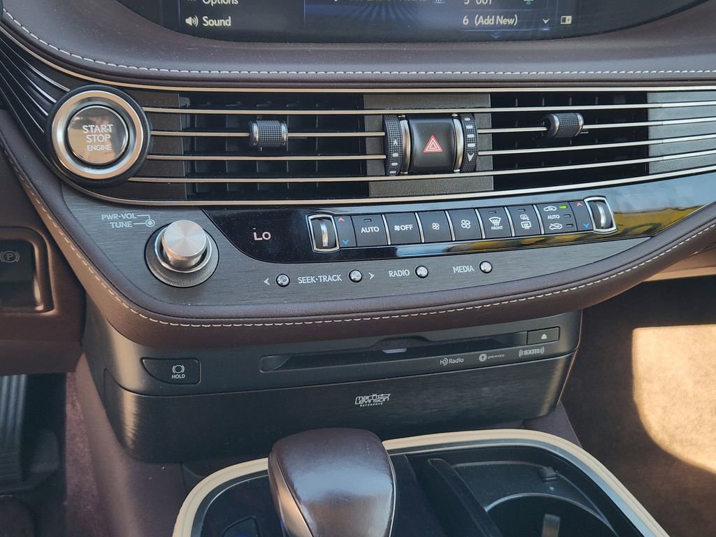 Used 2018 Lexus LS 500 w/ Interior Upgrade Package image 22