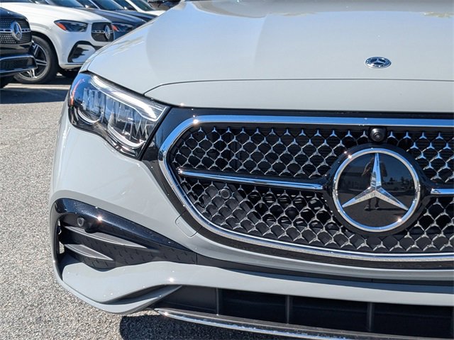 New 2026 Mercedes-Benz E 450 4MATIC Sedan image 11