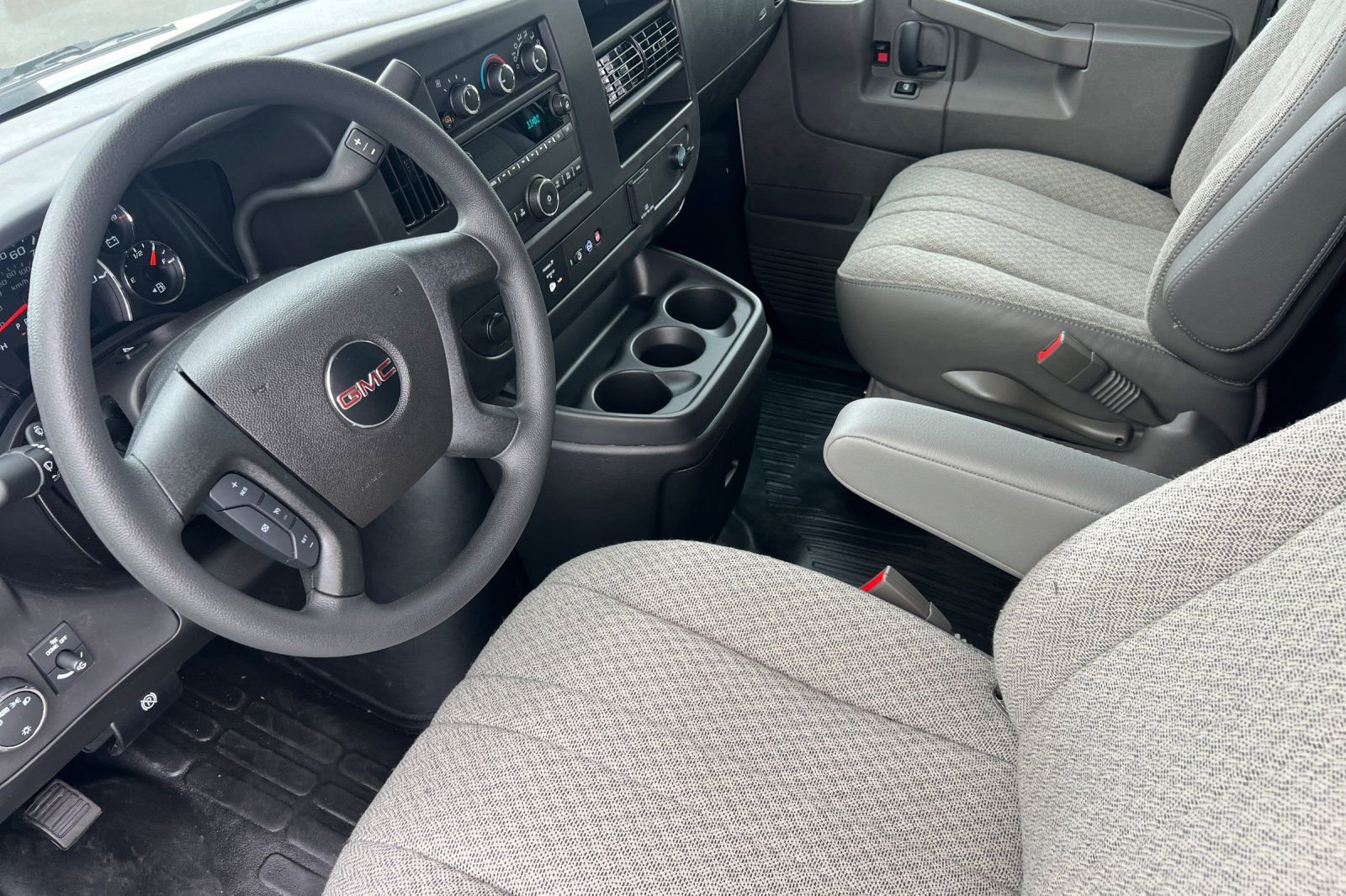 New 2025 GMC Savana 2500 w/ Driver Convenience Package RWD image 10