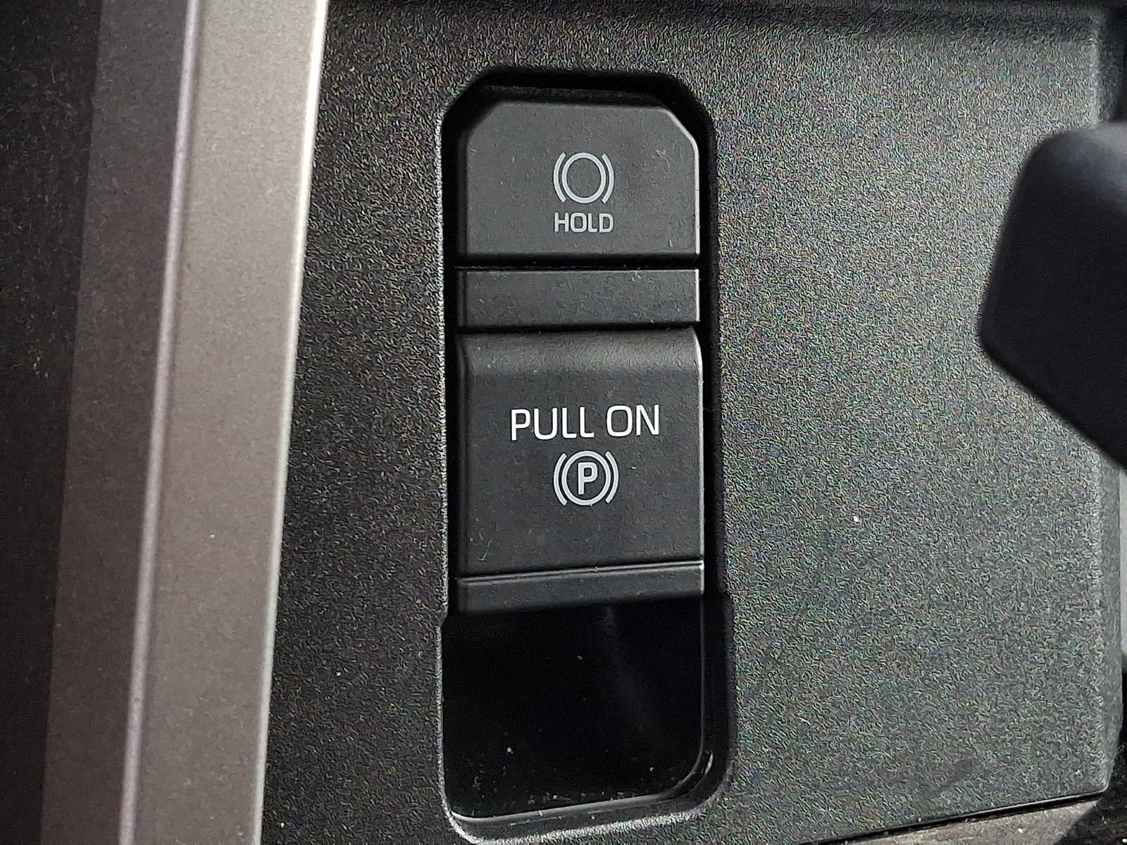 Used 2022 Toyota Tundra SR5 w/ SR5 Convenience Package AWD/4WD image 21