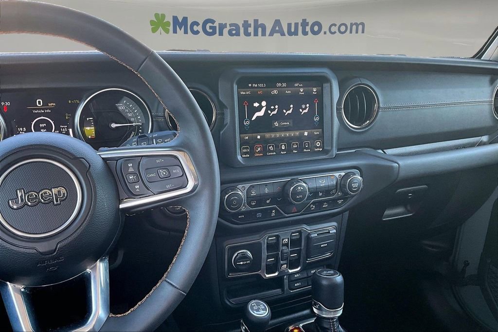 Used 2023 Jeep Wrangler Unlimited Sahara AWD/4WD image 9