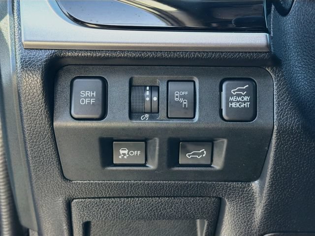 Used 2018 Subaru Forester 2.5i Limited AWD/4WD image 10