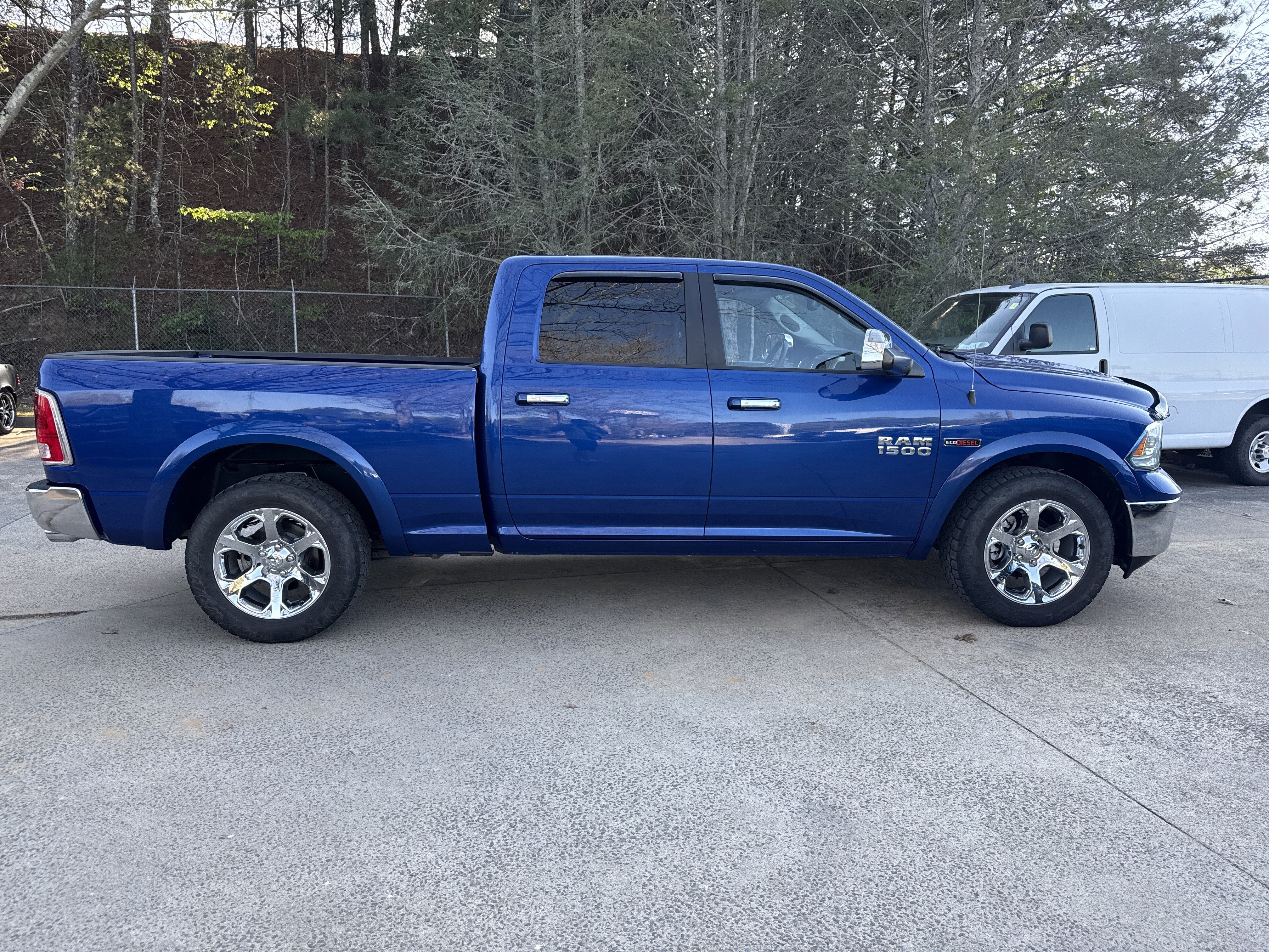 Used 2015 RAM 1500 Laramie w/ Convenience Group AWD/4WD image 8