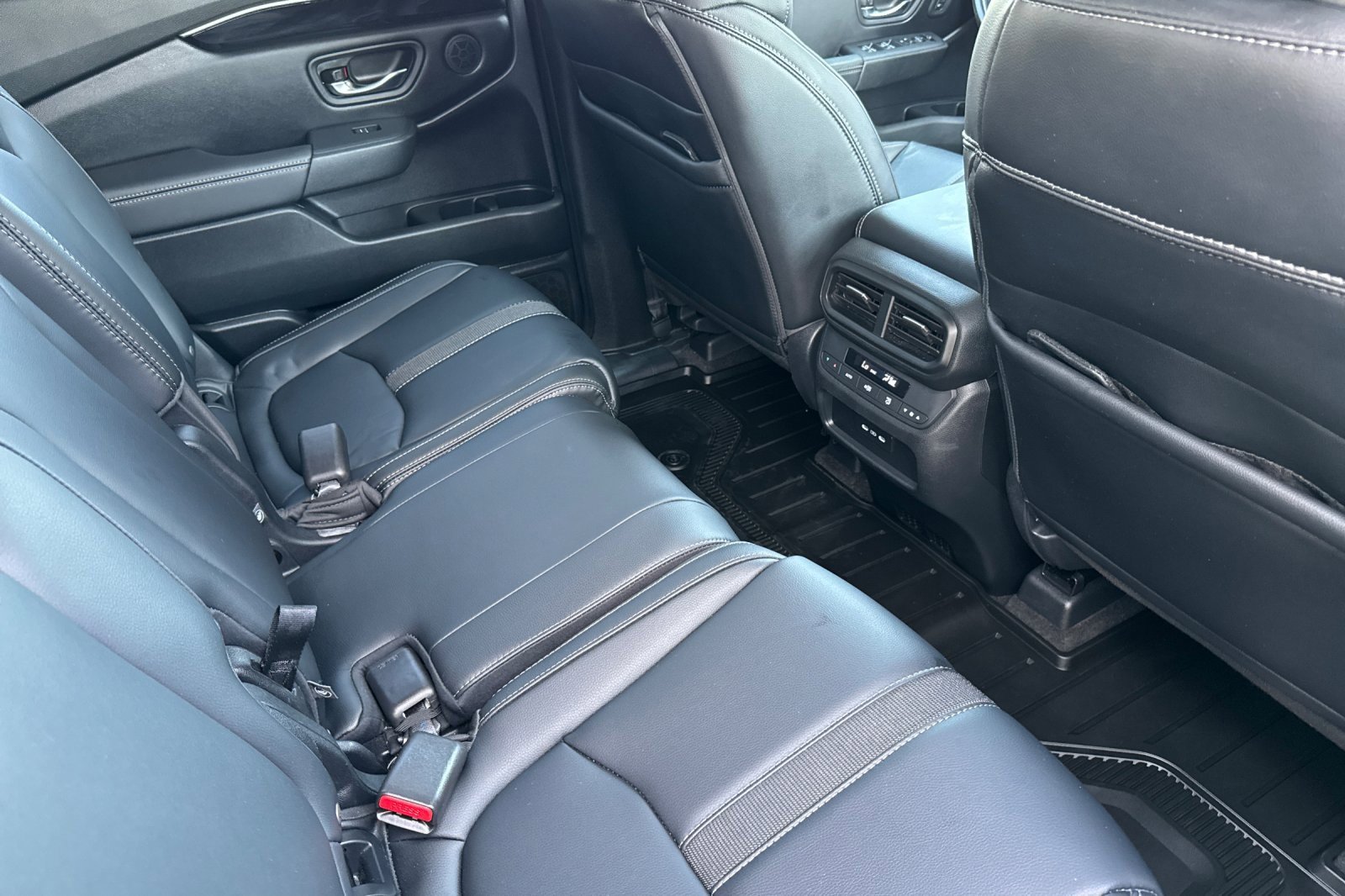 Used 2024 Honda Pilot EX-L image 19