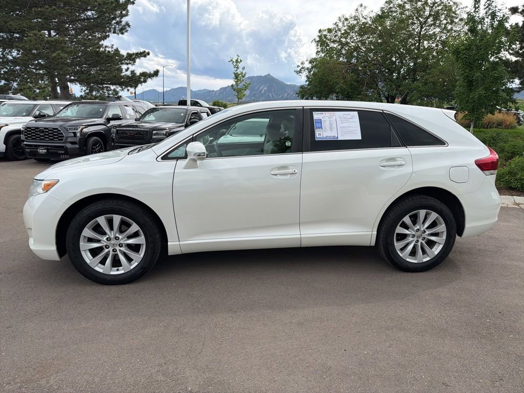 Used 2015 Toyota Venza LE AWD/4WD image 4