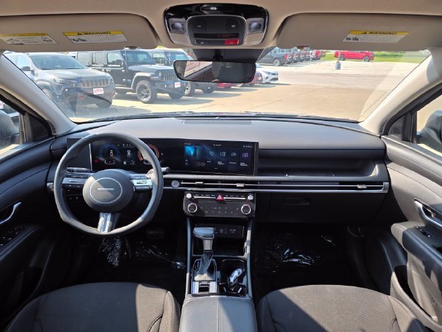Used 2025 Hyundai Tucson SEL AWD/4WD image 19