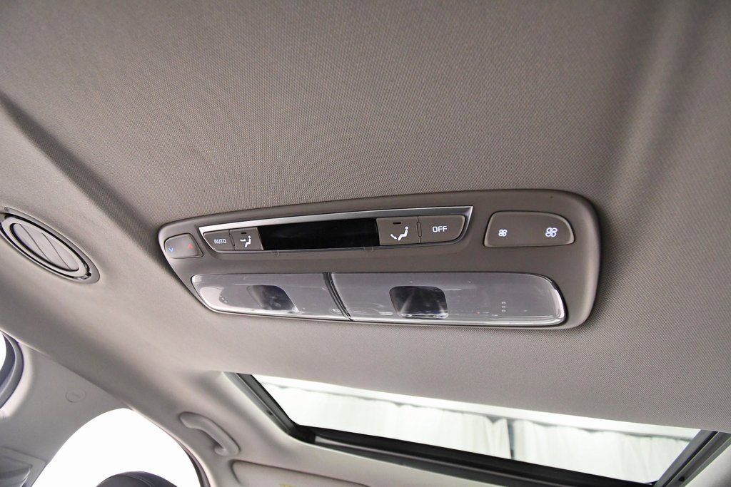 Certified 2022 Kia Telluride EX w/ Towing Package image 17