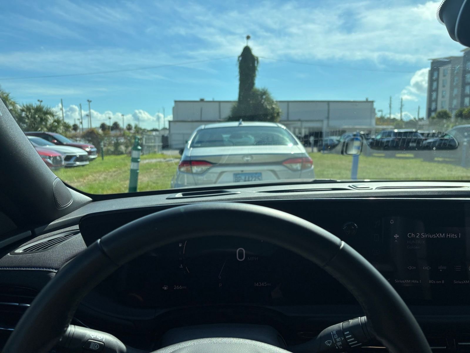 Used 2025 Buick Envista Sport Touring image 34