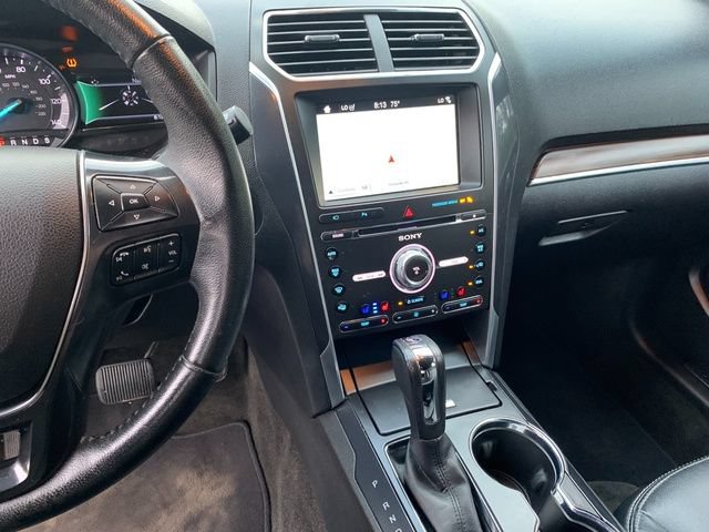 Used 2017 Ford Explorer Limited FWD image 31