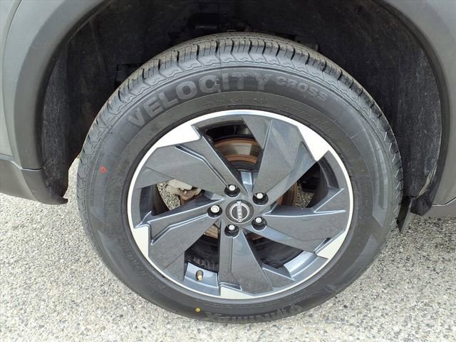 Certified 2024 Nissan Rogue SV AWD/4WD image 22