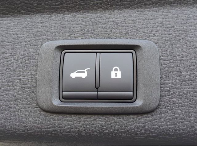 New 2026 Mitsubishi Outlander SEL FWD image 13